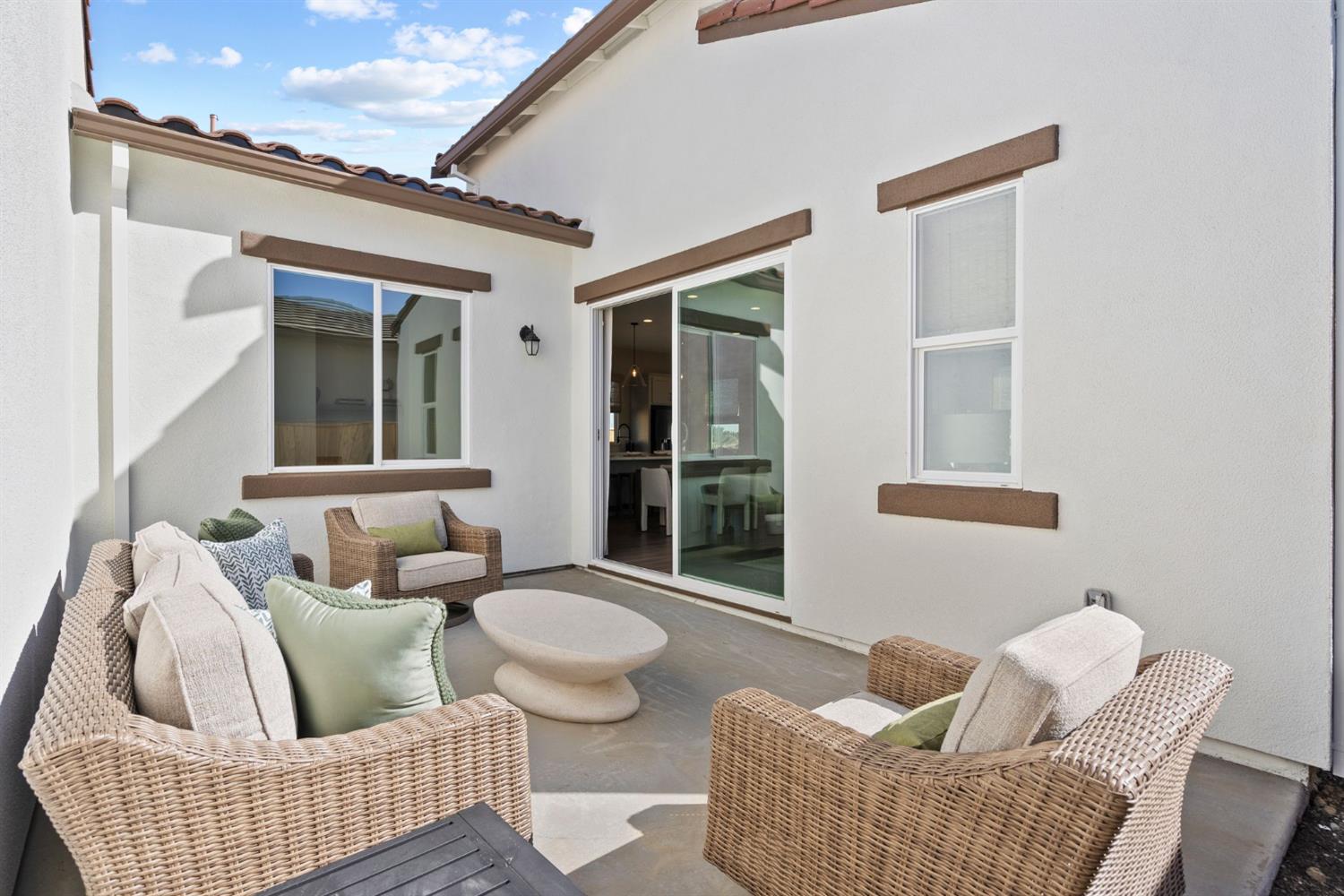 1815 Foster Lane Davis, CA 95616 - Photo 44 of 44 a living room with furniture and a window