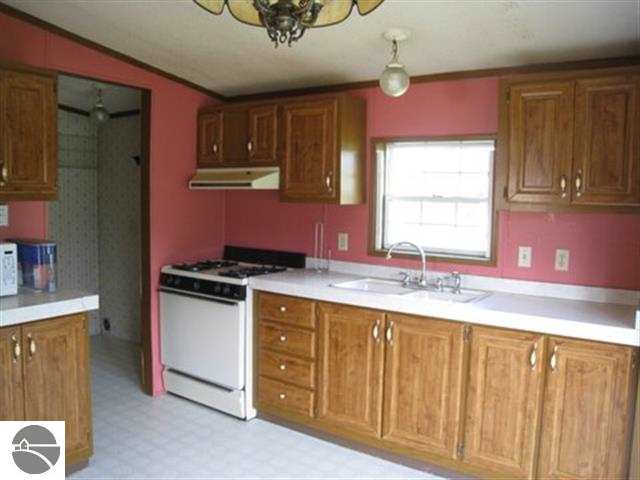 11460 East 12 Road Manton, MI 49663 - Photo 8 of 30 1748742-8.JPG