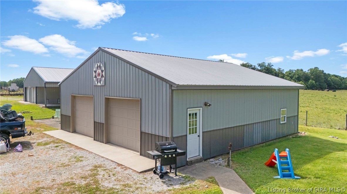 10479 Forest View Road Campbellsburg, IN 47108 - Photo 4 of 55 Gallery Image 4