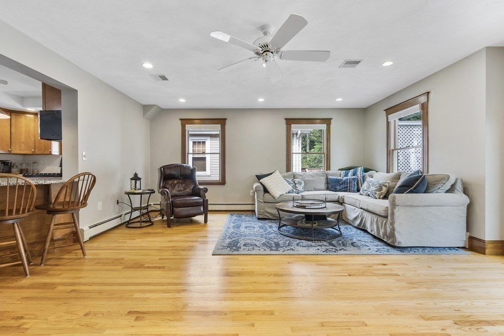 9 Shirley Road Waltham, MA 02452 - Photo 11 of 41 Gallery Image 11