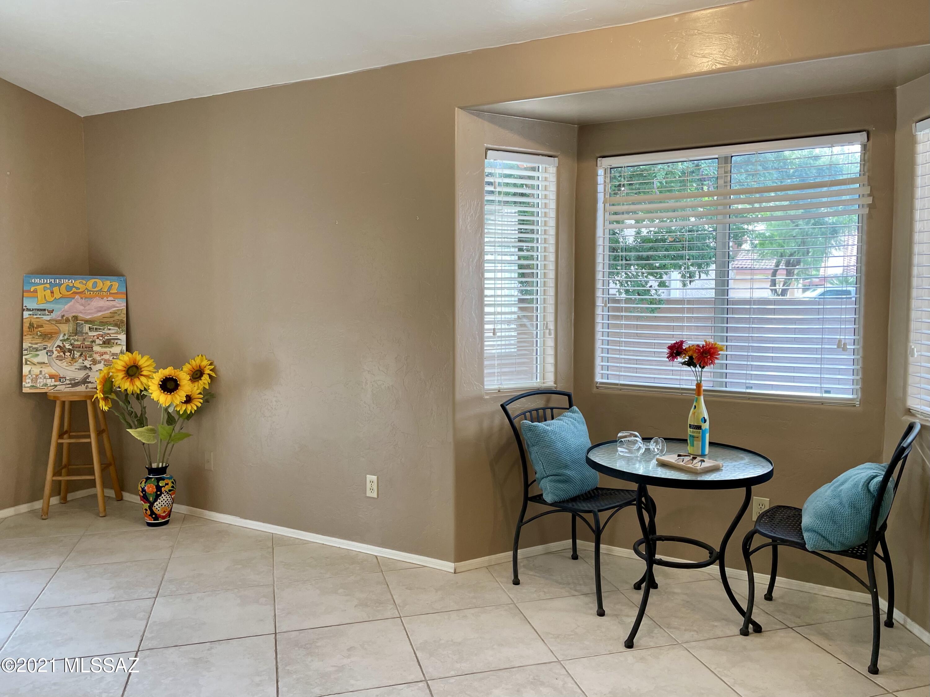 8160 East Pima Ridge Drive Tucson, AZ 85715 - Photo 6 of 19
