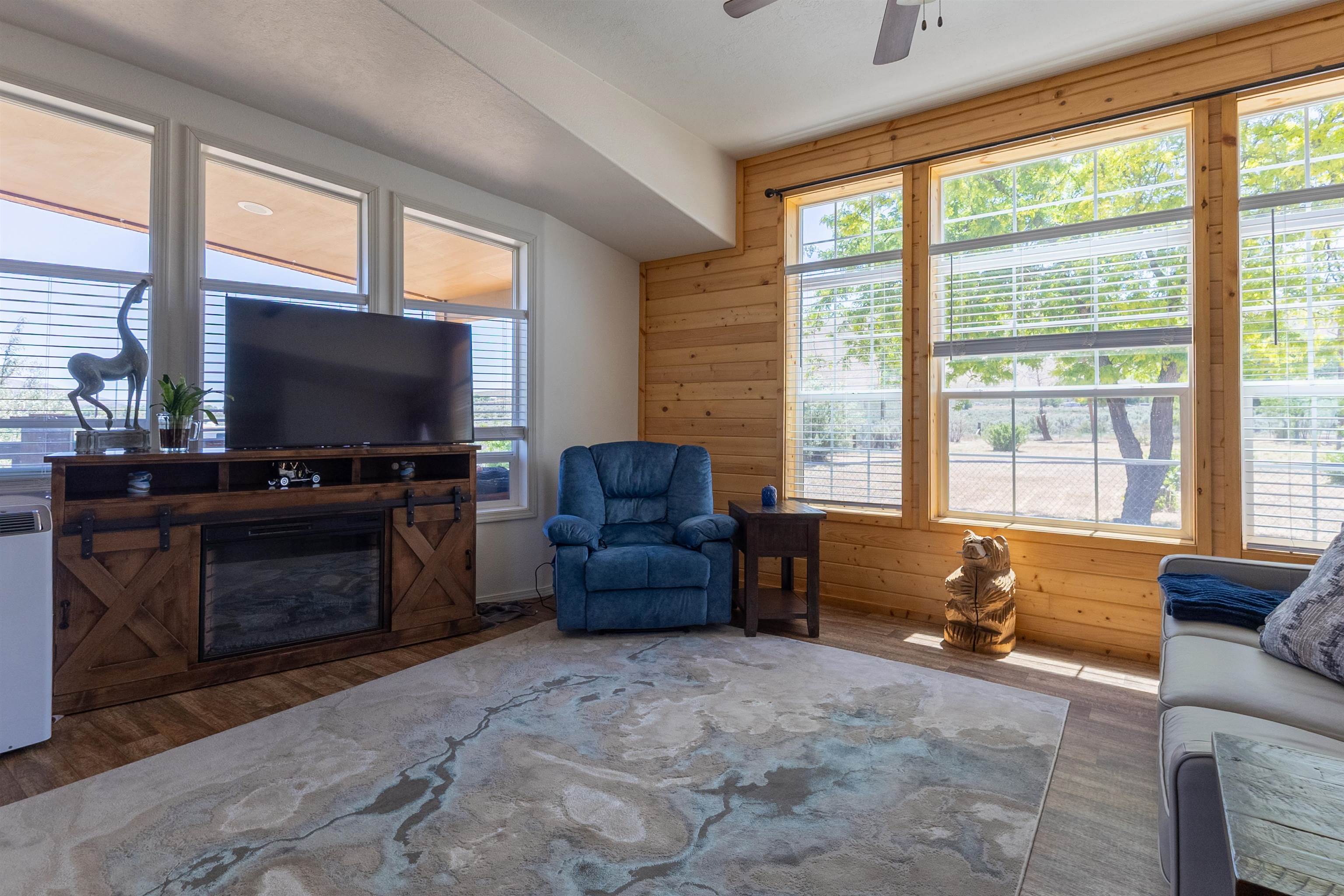 744-045 Pickens Road Doyle, CA 96109 - Photo 3 of 41