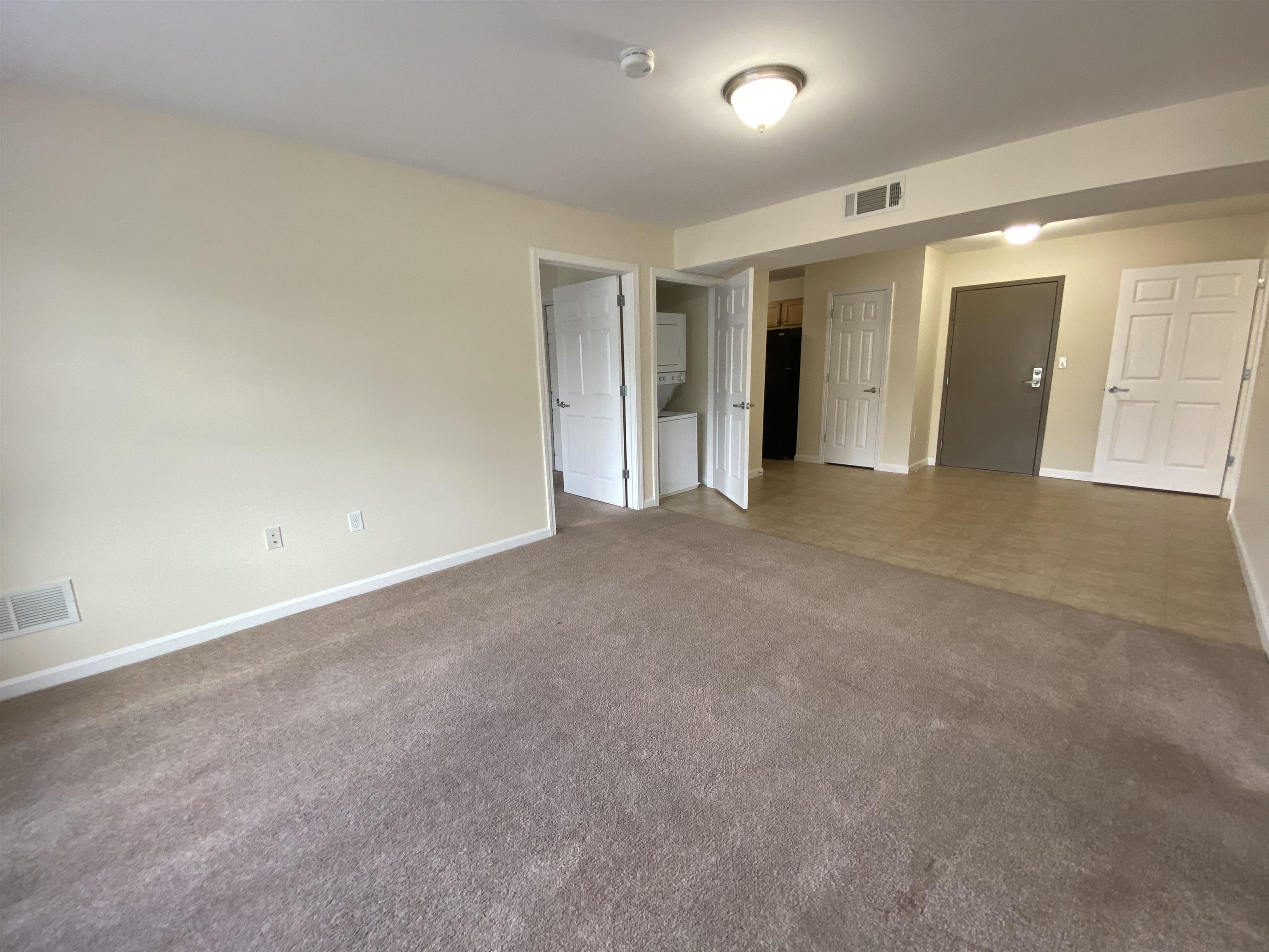 100 Sentinel Court, Unit 202 Manchester, NH 03103 - Photo 18 of 42