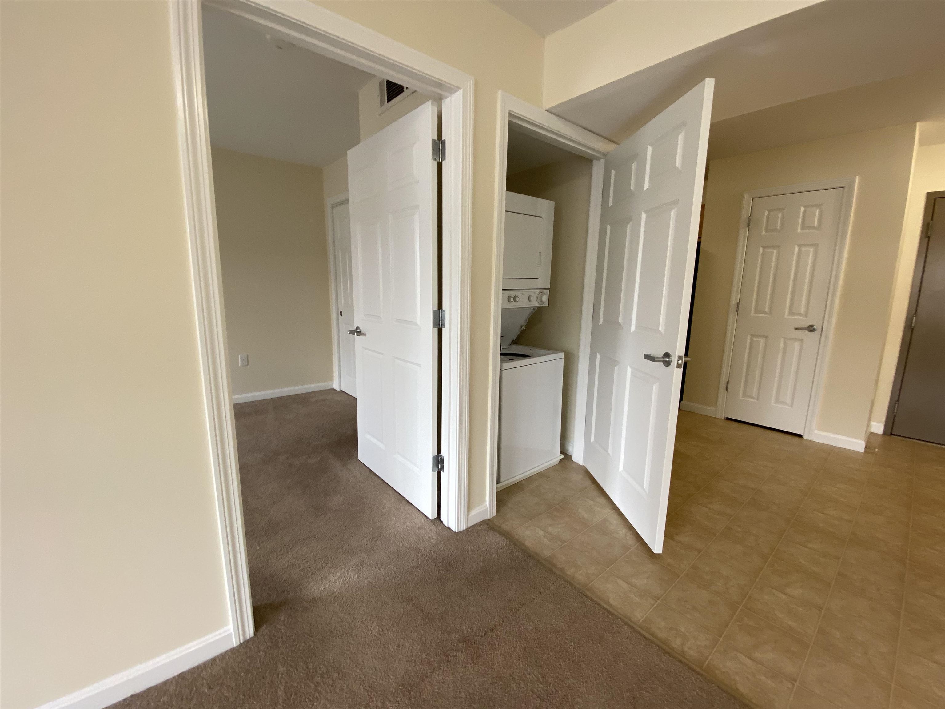 100 Sentinel Court, Unit 202 Manchester, NH 03103 - Photo 21 of 42