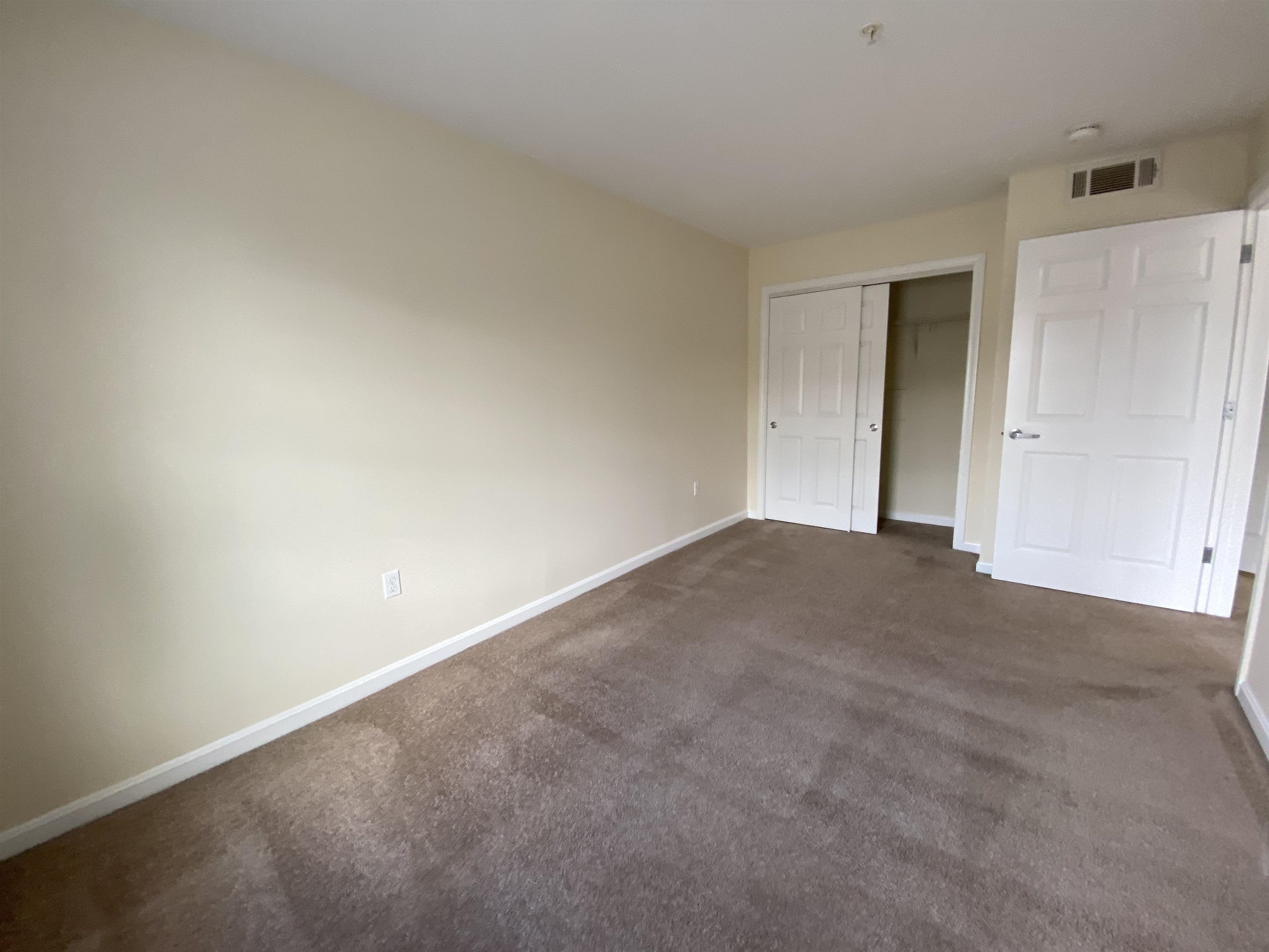 100 Sentinel Court, Unit 202 Manchester, NH 03103 - Photo 23 of 42