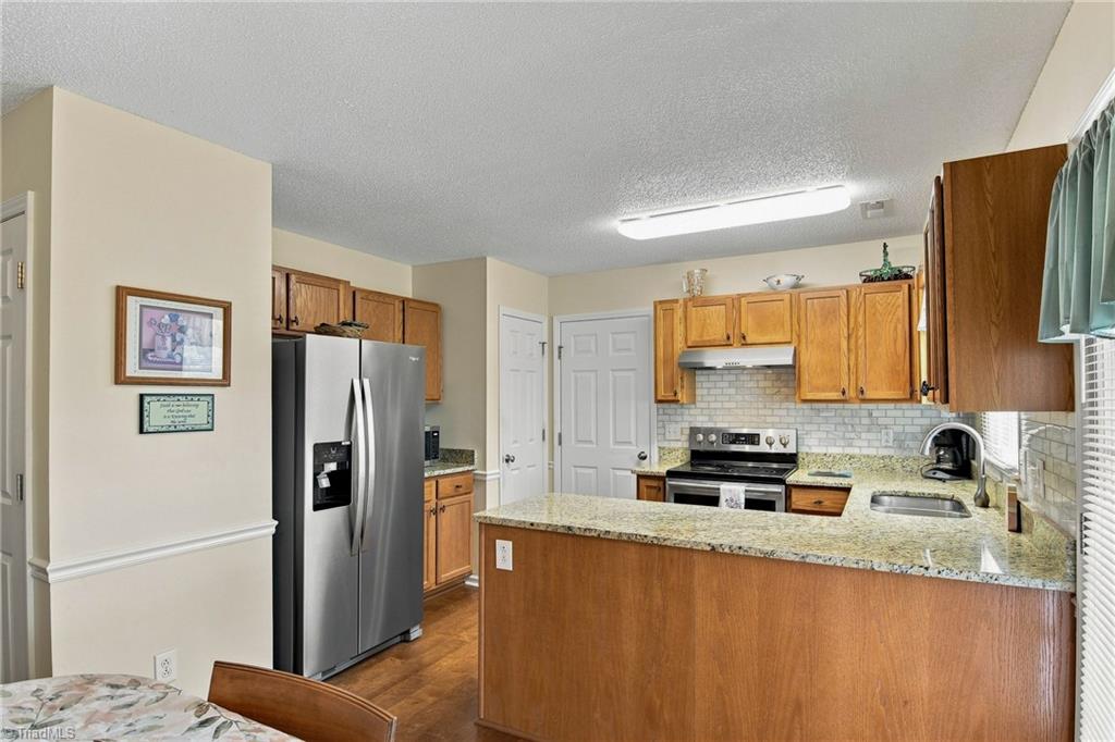 6315 Hampton Knoll Road Clemmons, NC 27012 - Photo 12 of 31 Gallery Image 12
