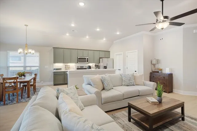 $346,900 | 512 Courtney Drive, Sherman, TX 75092