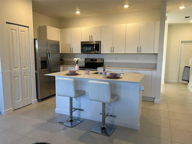 $2,850 | 151 Southeast 11th Avenue, Unit 151, Florida City, FL 33034