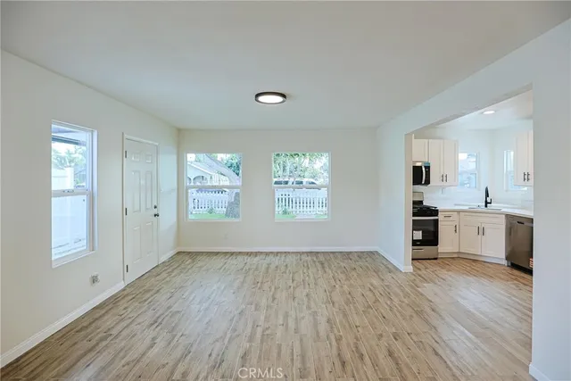 $1,275,000 | 122 North Bewley Street, Santa Ana, CA 92703