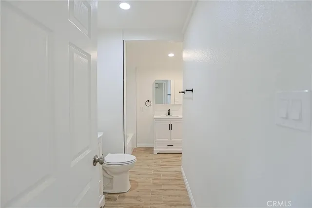 $1,275,000 | 122 North Bewley Street, Santa Ana, CA 92703