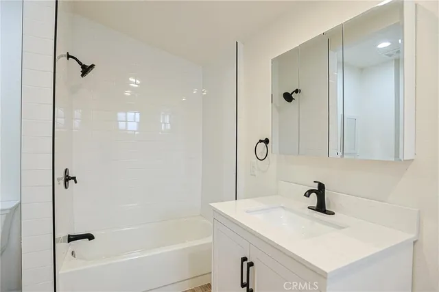 $1,275,000 | 122 North Bewley Street, Santa Ana, CA 92703