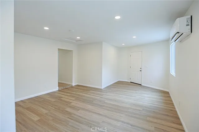 $1,275,000 | 122 North Bewley Street, Santa Ana, CA 92703