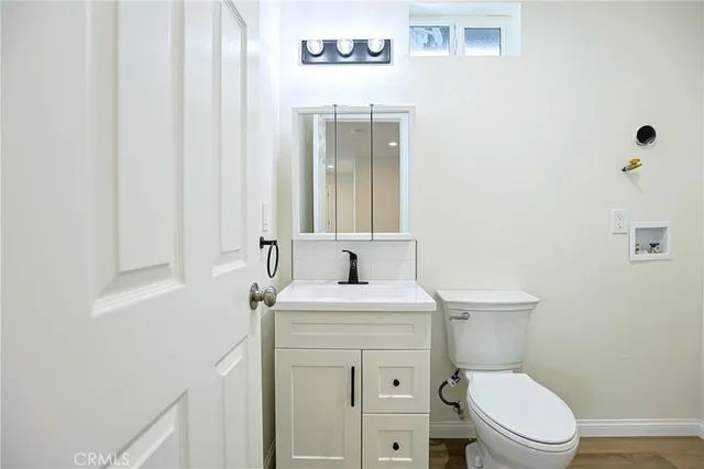 $1,275,000 | 122 North Bewley Street, Santa Ana, CA 92703