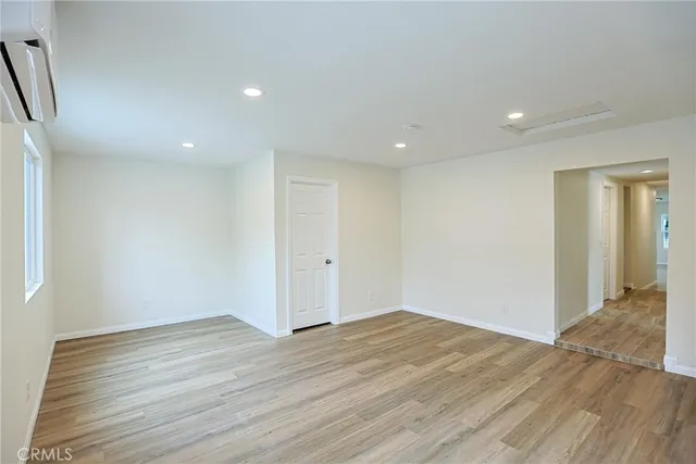 $1,275,000 | 122 North Bewley Street, Santa Ana, CA 92703