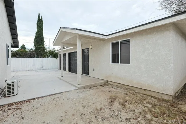 $1,275,000 | 122 North Bewley Street, Santa Ana, CA 92703