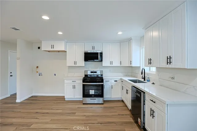 $1,275,000 | 122 North Bewley Street, Santa Ana, CA 92703