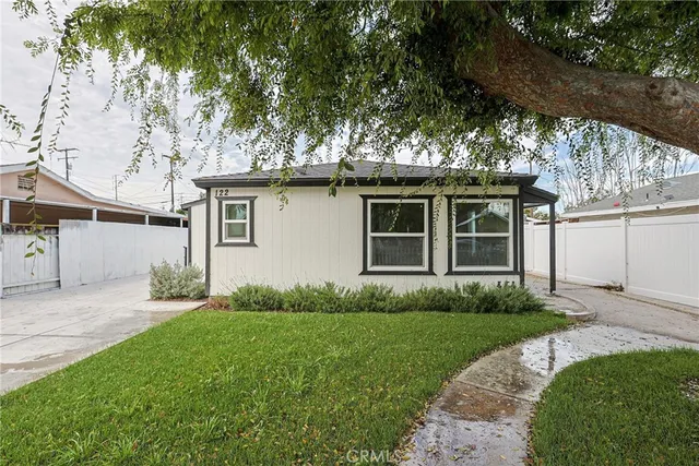 $1,275,000 | 122 North Bewley Street, Santa Ana, CA 92703