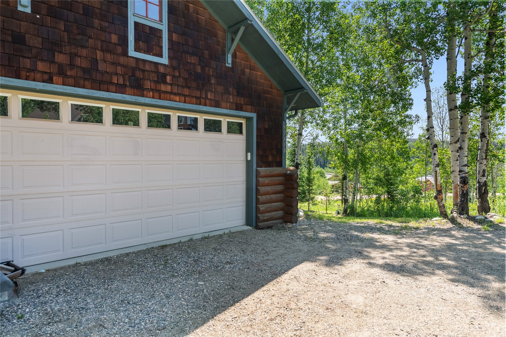 57610 Longfellow Way Clark, CO 80428 - Photo 3 of 36