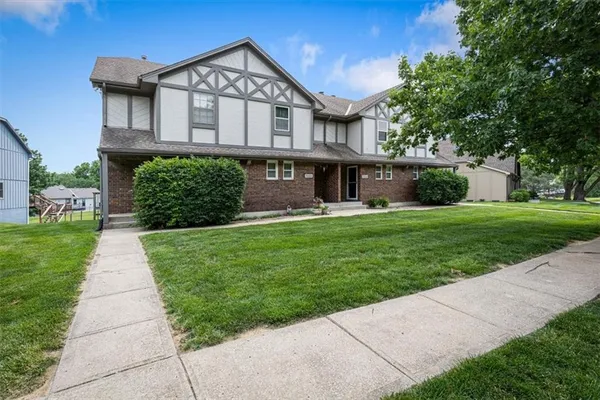 $235,000 | 7019 North Fisk Court, Kansas City, MO 64151