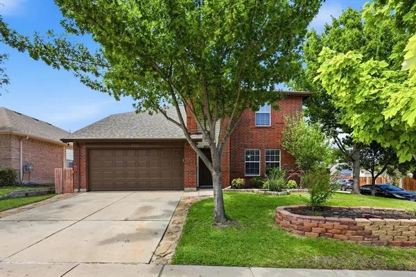 $350,000 | 800 Poncho Lane, Haslet, TX 76052