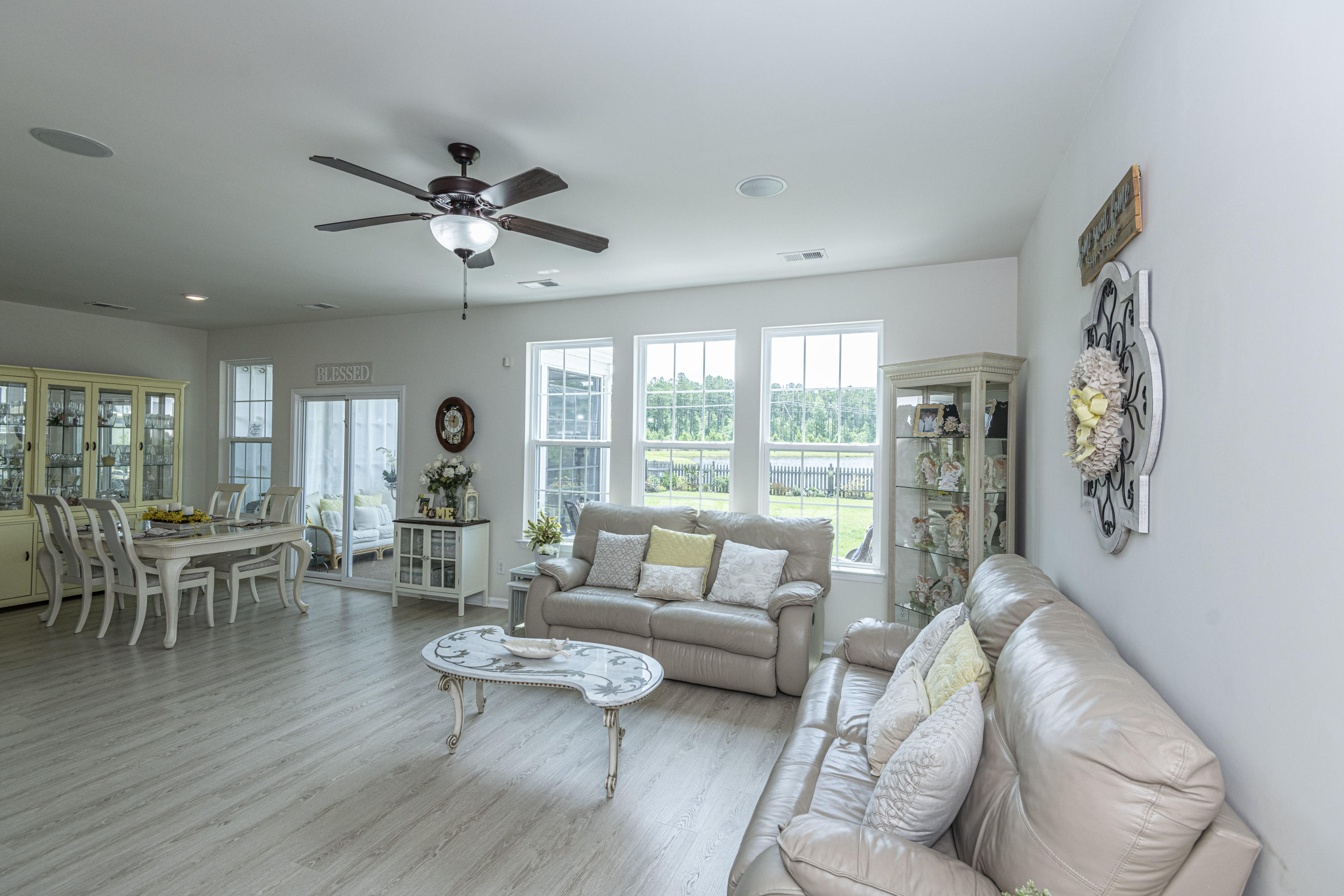 133 Royal Star Road Summerville, SC 29486 - Photo 8 of 61 DSC_5487
