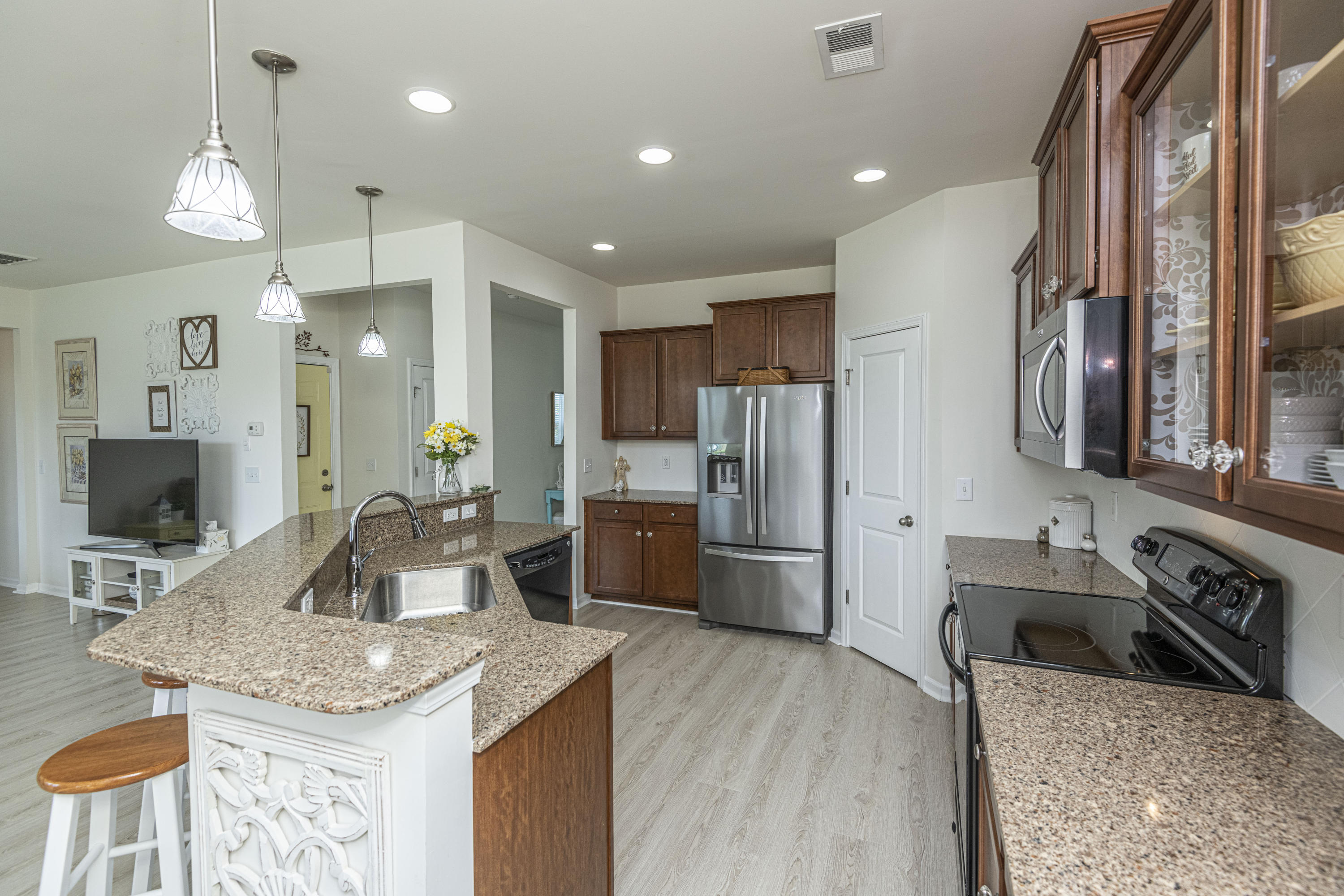 133 Royal Star Road Summerville, SC 29486 - Photo 10 of 61 DSC_5483