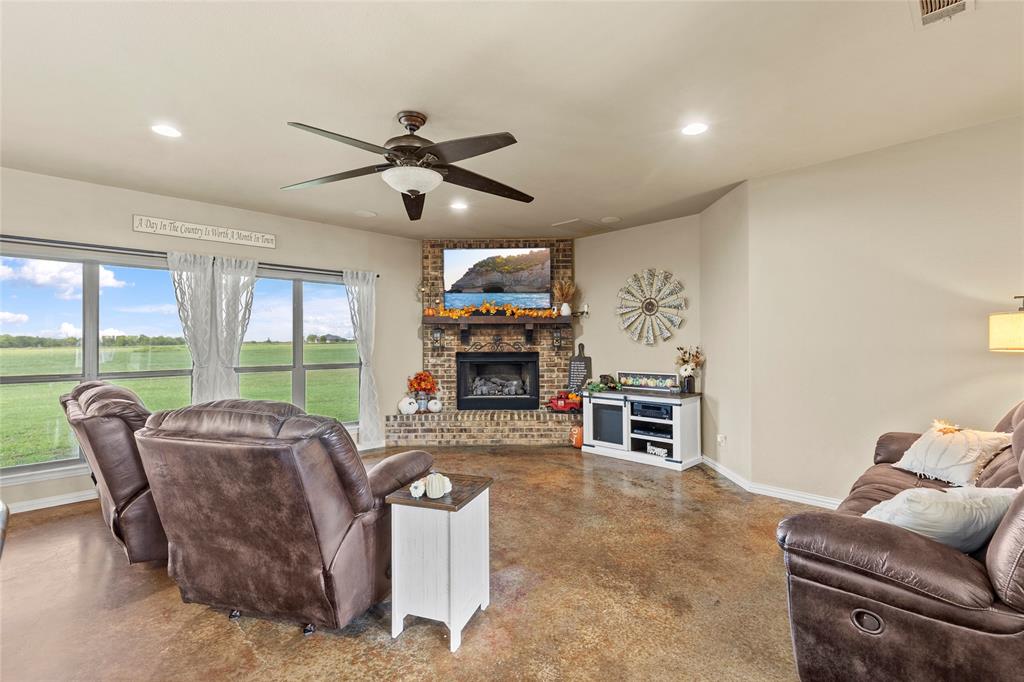 4830 County Road 1089 Celeste, TX 75423 - Photo 12 of 40