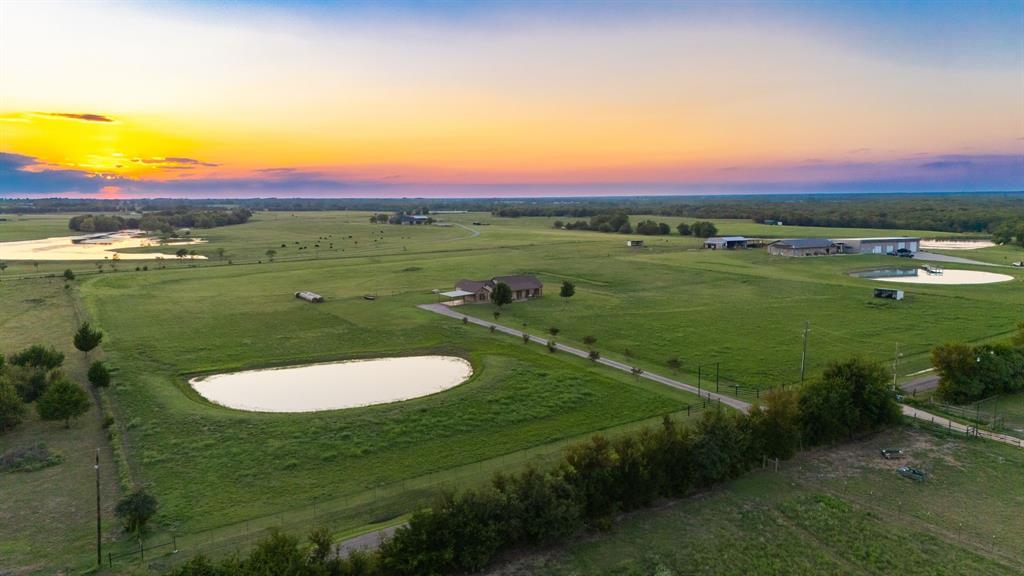 4830 County Road 1089 Celeste, TX 75423 - Photo 3 of 40