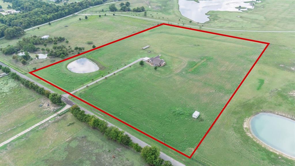 4830 County Road 1089 Celeste, TX 75423 - Photo 10 of 40