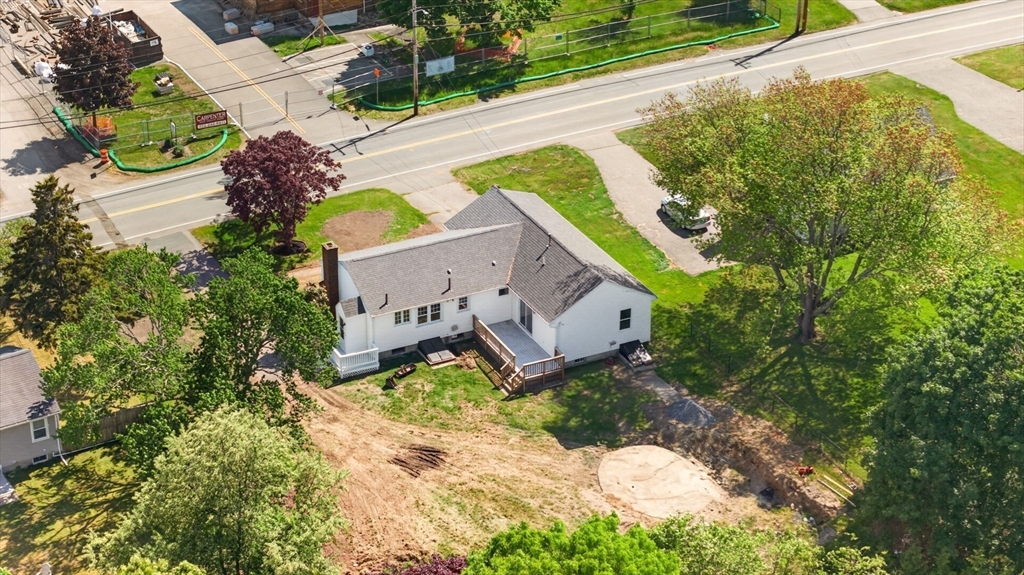 61 Stevens Road Swansea, MA 02777 - Photo 6 of 27