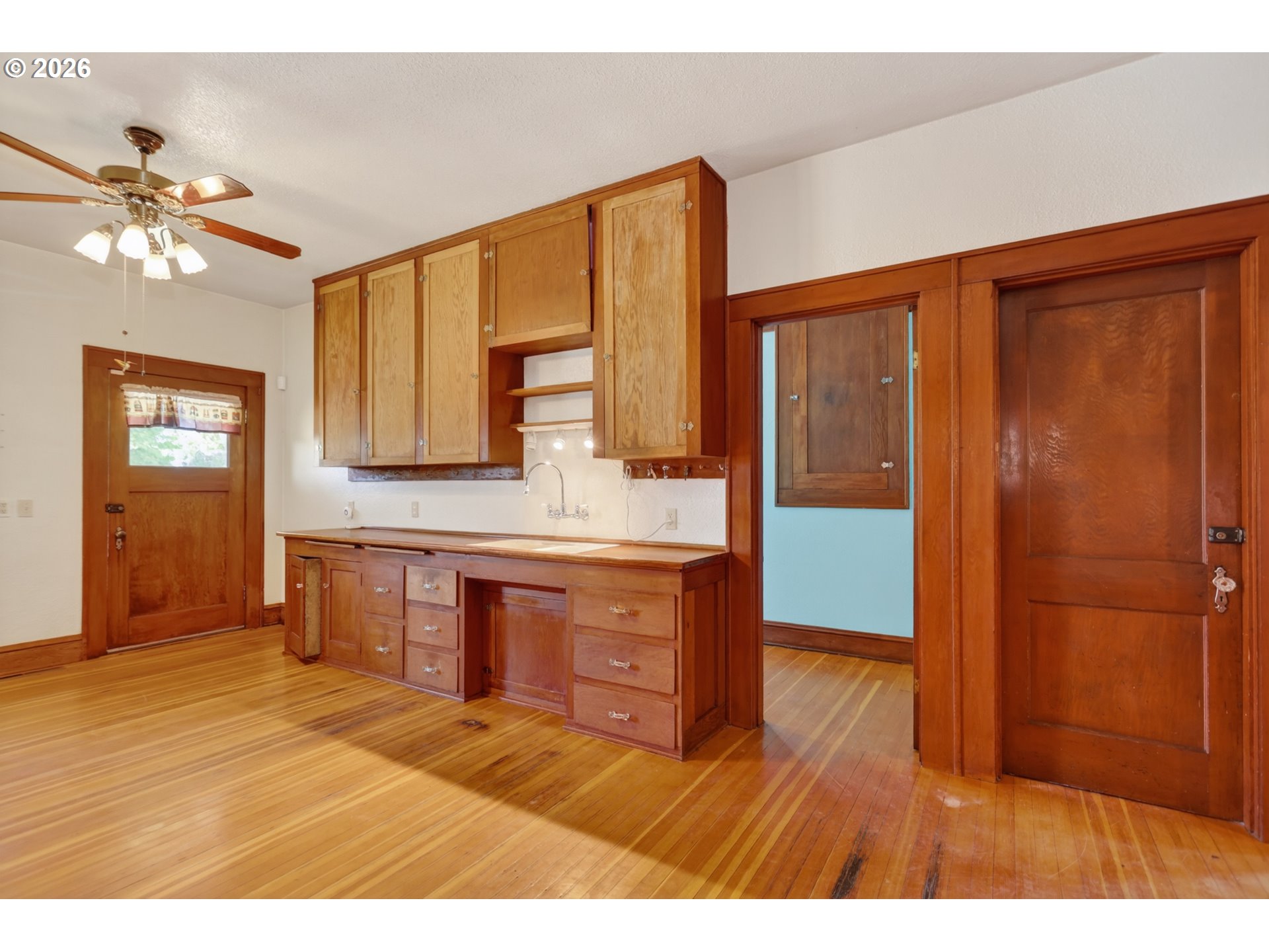 229 West Allyn Street Goldendale, WA 98620 - Photo 8 of 44
