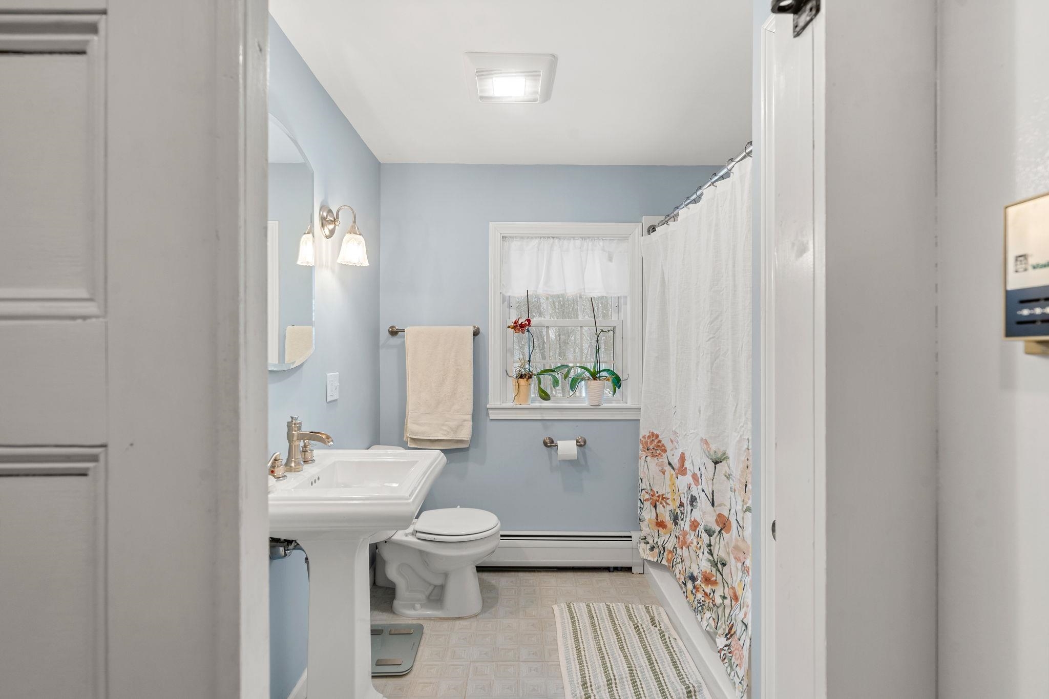 64 Raydon Road York, ME 03909 - Photo 35 of 50