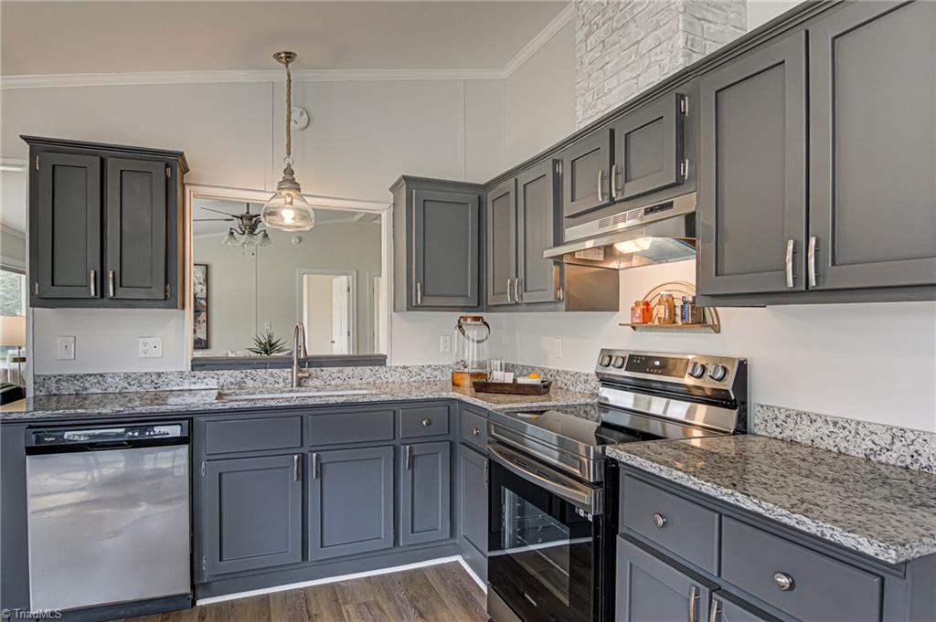 7881 Grapevine Road Lewisville, NC 27023 - Photo 13 of 45 STUNNING GRANITE COUNTERTOP