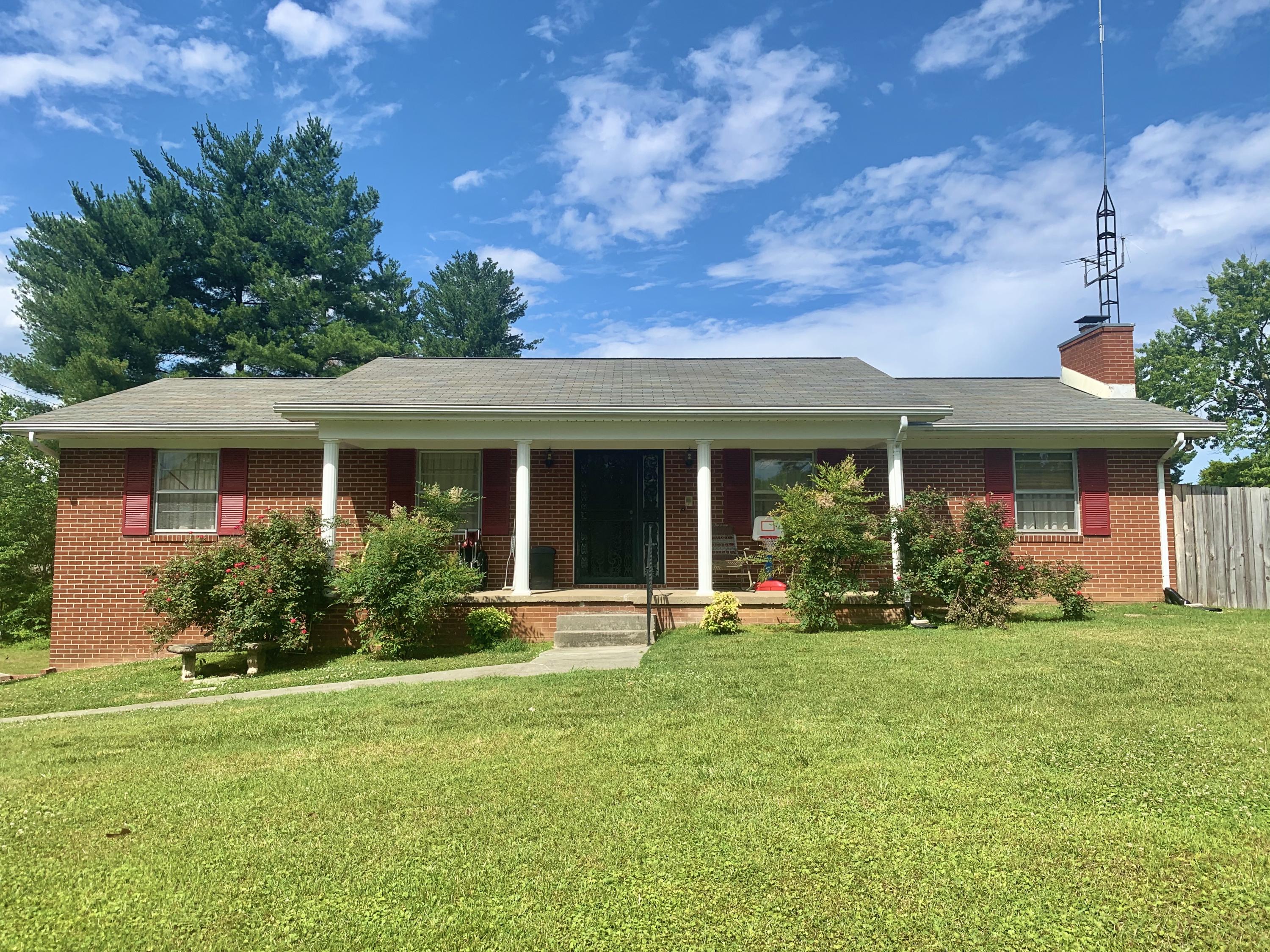 7704 Widdecomb Road Powell, TN 37849 - Photo 1 of 9 3427A02B-F01F-4939-B38A-3D63A7D04D96