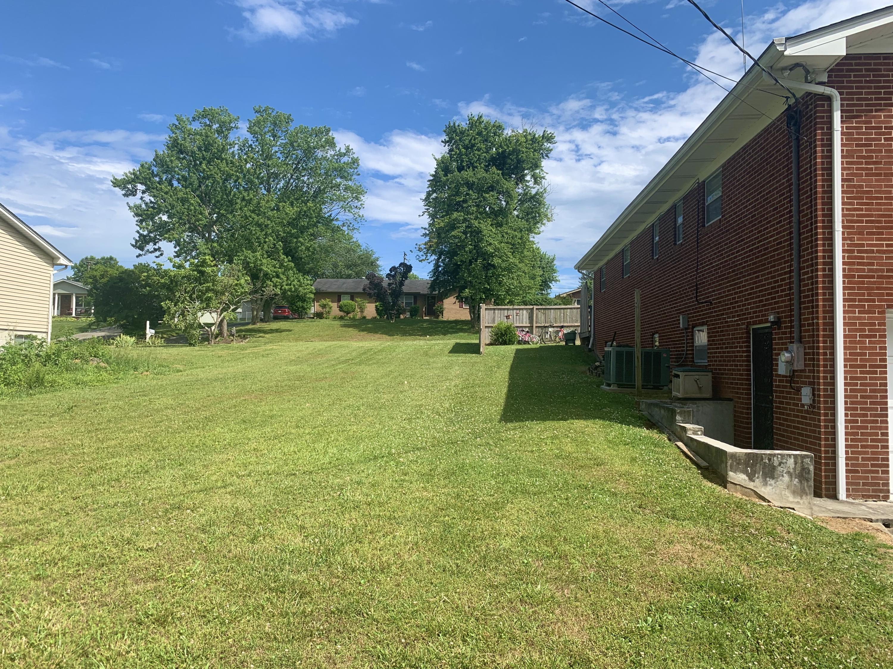 7704 Widdecomb Road Powell, TN 37849 - Photo 4 of 9 966D0F64-328F-4A75-BF8E-090BE184C08B