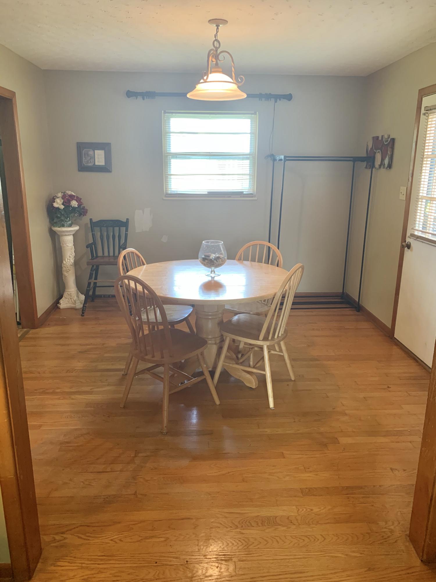 7704 Widdecomb Road Powell, TN 37849 - Photo 7 of 9 6AF7DD43-1B7A-4713-87A2-E88504A42F7C