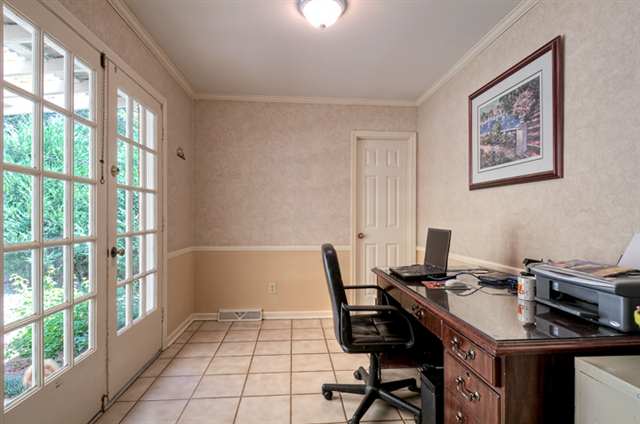 212 Bransfield Road Greenville, SC 29615 - Photo 8 of 24 Gallery Image 8