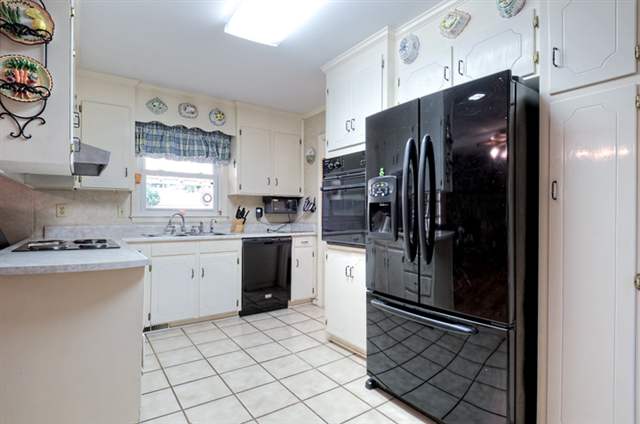 212 Bransfield Road Greenville, SC 29615 - Photo 9 of 24 Gallery Image 9