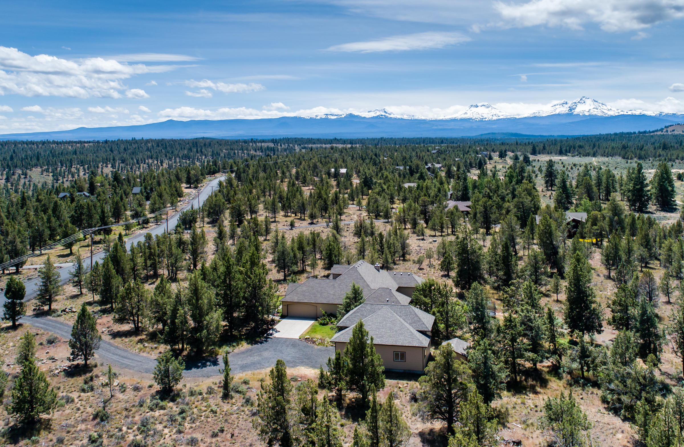 17730 Mountain View Road Sisters, OR 97759 - Photo 28 of 31 29