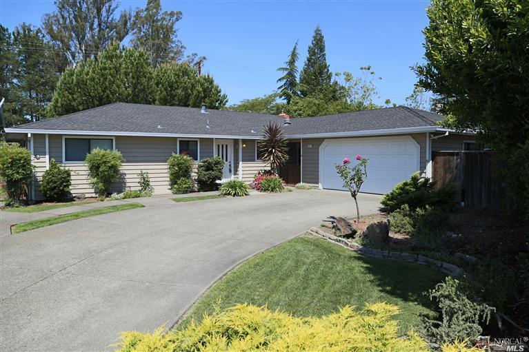 2013 Quail Run Santa Rosa, CA 95403 - Photo 1 of 1 front view of a house with a yard