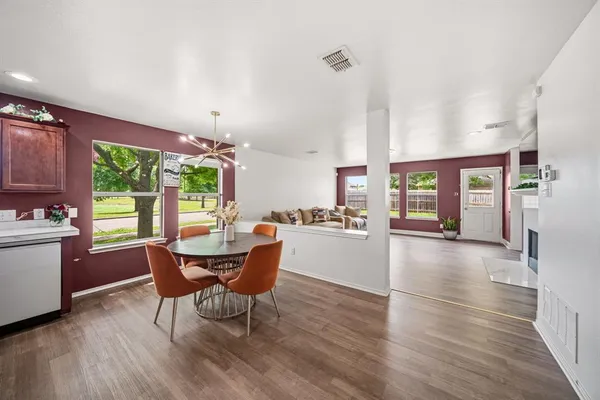 $289,000 | 2929 McCormick Drive, Lancaster, TX 75134