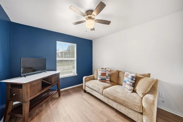 $289,000 | 2929 McCormick Drive, Lancaster, TX 75134