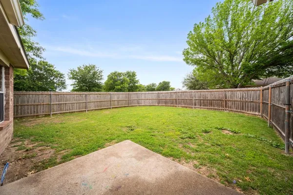 $289,000 | 2929 McCormick Drive, Lancaster, TX 75134