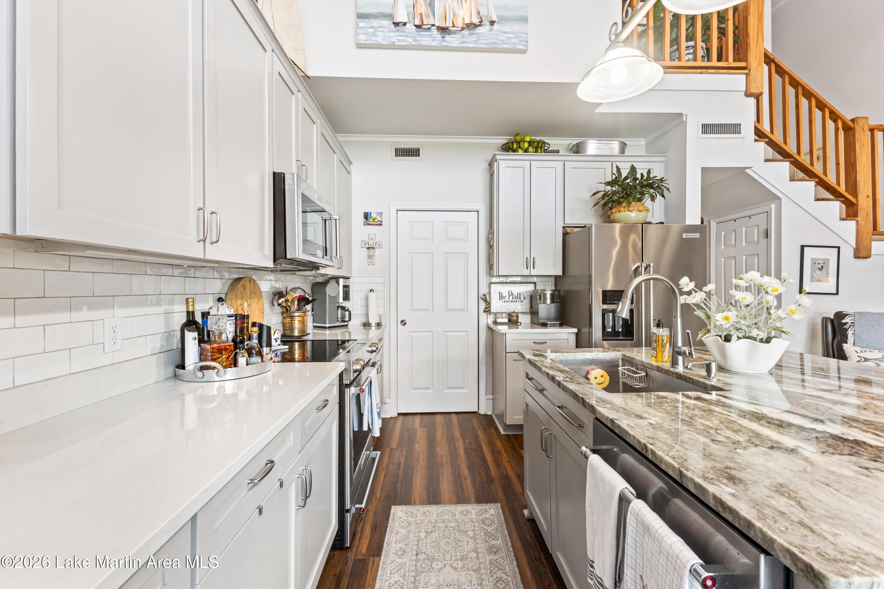 163 Paradise Point Eclectic, AL 36024 - Photo 11 of 41 Gallery Image 11