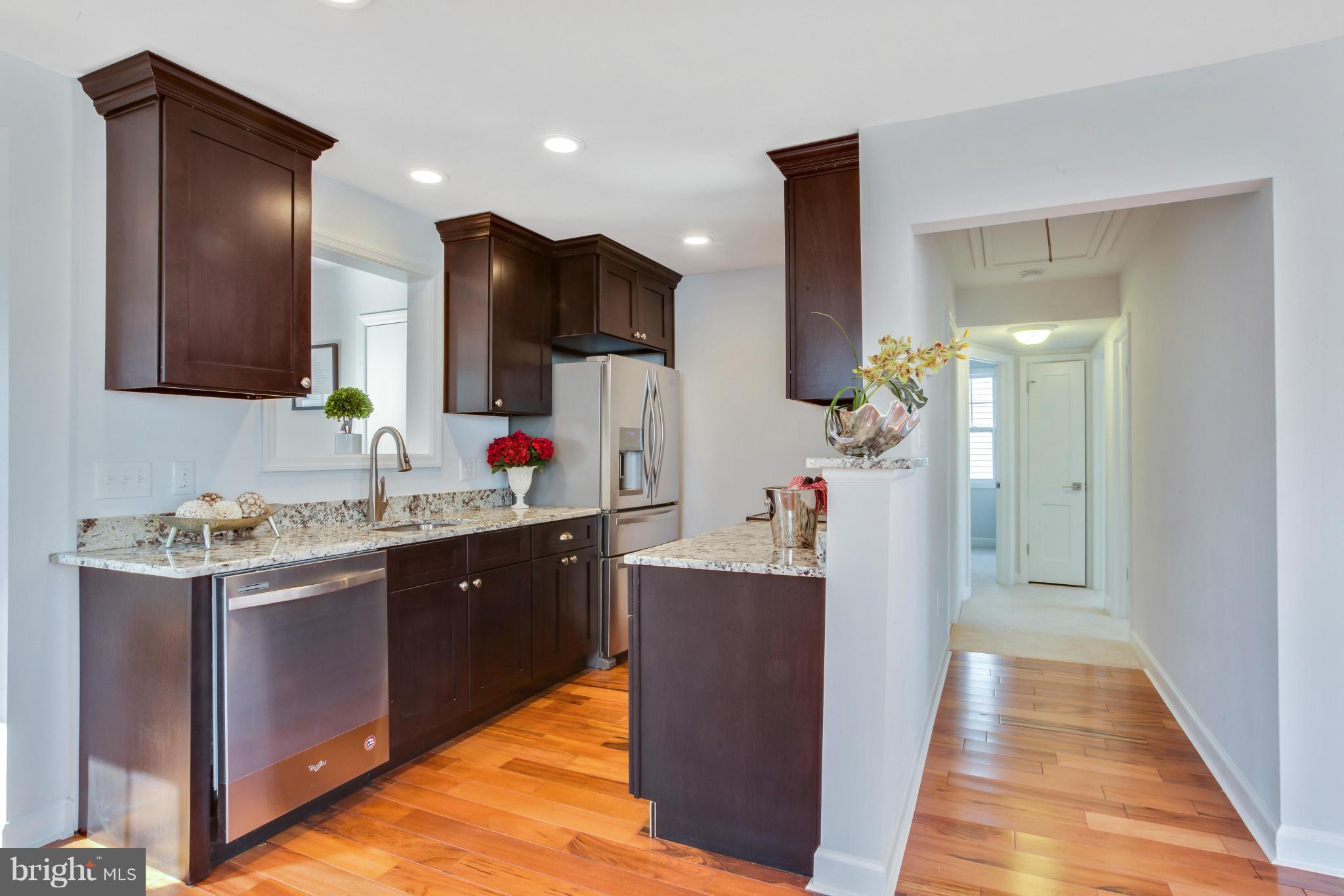 3202 Wayne Road Falls Church, VA 22042 - Photo 5 of 26 Kitchen