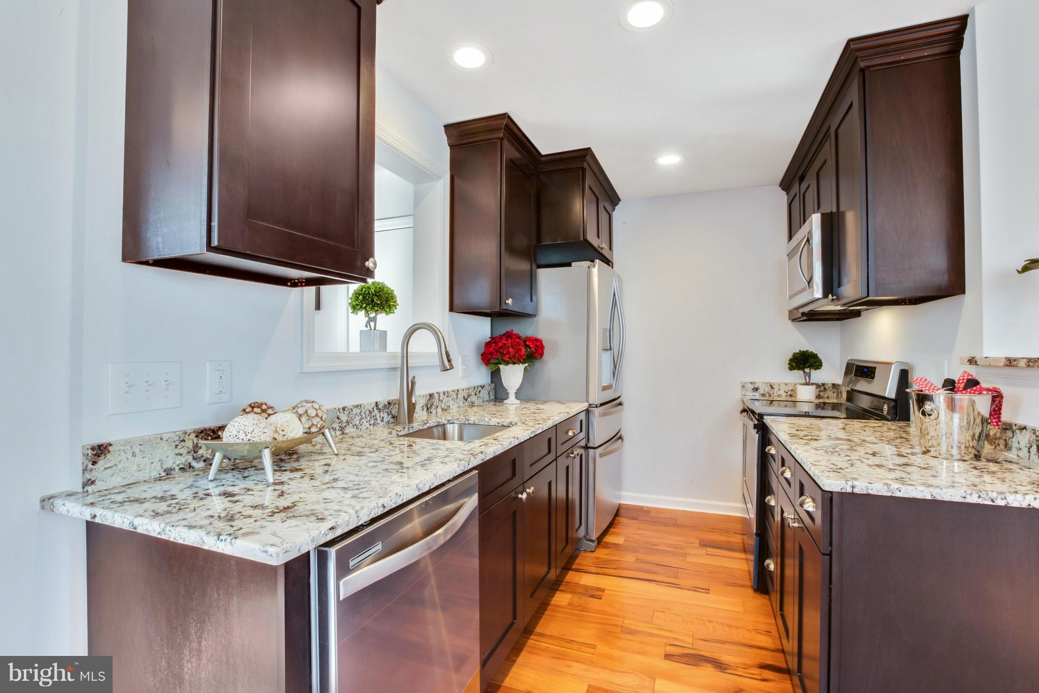 3202 Wayne Road Falls Church, VA 22042 - Photo 6 of 26 Kitchen
