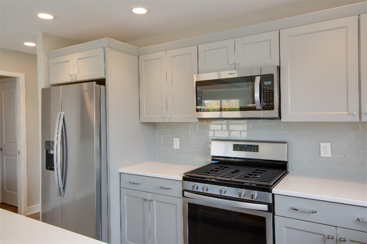 3883 Wetherington Point Kalamazoo, MI 49009 - Photo 17 of 52