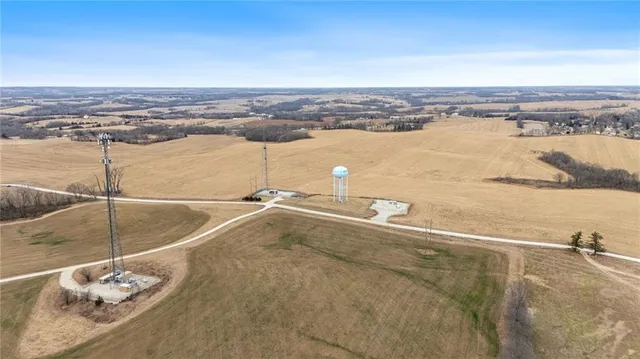 $360,000 | 12 M/l Acres Spratt Road, Weston, MO 64098