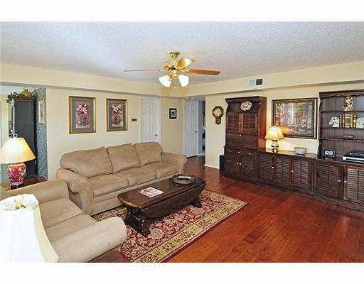 2540 Ridgecrest Road Marrero, LA 70072 - Photo 7 of 25 Gallery Image 7