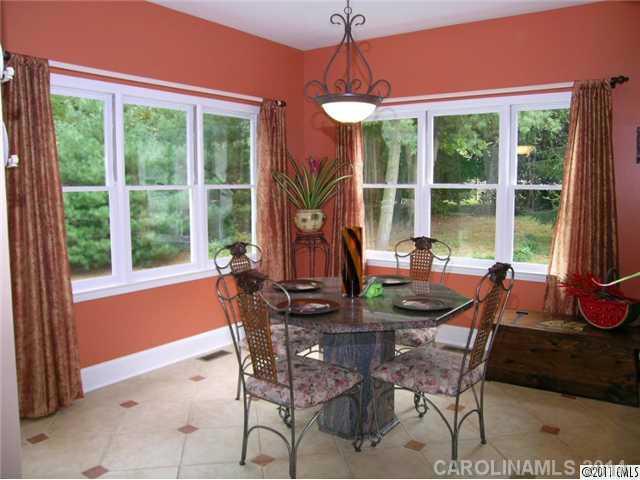 8309 Sardiscroft Road Charlotte, NC 28270 - Photo 4 of 14